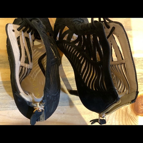 Nine West women’s shoes size 7 or 7.5 - Picture 3 of 4